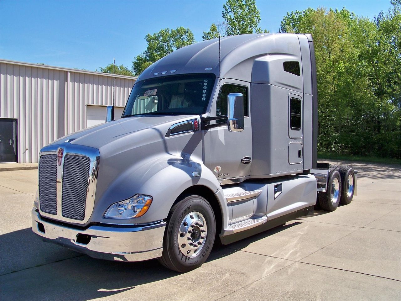 2018-kenworth-t680-sleeper-trucks-trucks-in-effingham-il